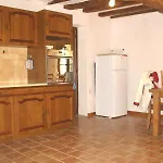 La Maison Tournesol - 3 Bedroom House With Large Garden Near Saumur *