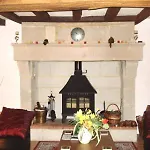 La Maison Tournesol - 3 Bedroom House With Large Garden Near Saumur