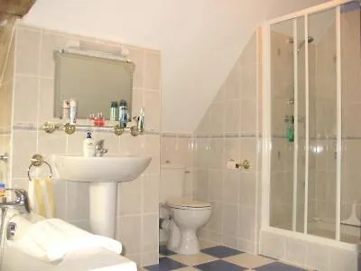 La Maison Tournesol - 3 Bedroom House With Large Garden Near Saumur 度假居 圣马丁拉迪拉帕