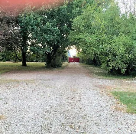 La Maison Tournesol - 3 Bedroom House With Large Garden Near Saumur 度假居 圣马丁拉迪拉帕