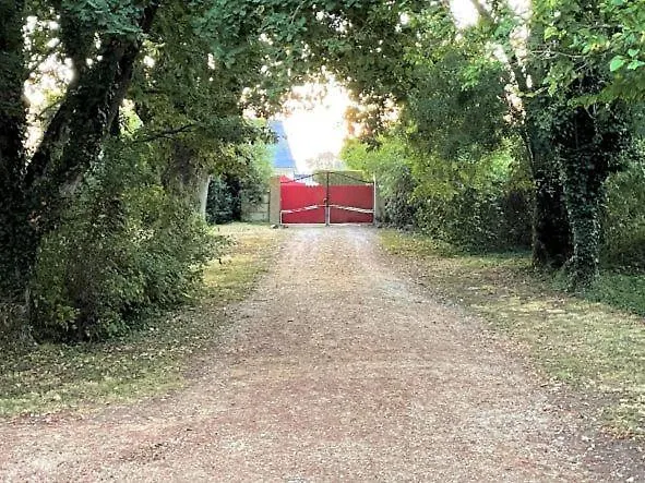 度假居 La Maison Tournesol - 3 Bedroom House With Large Garden Near Saumur *